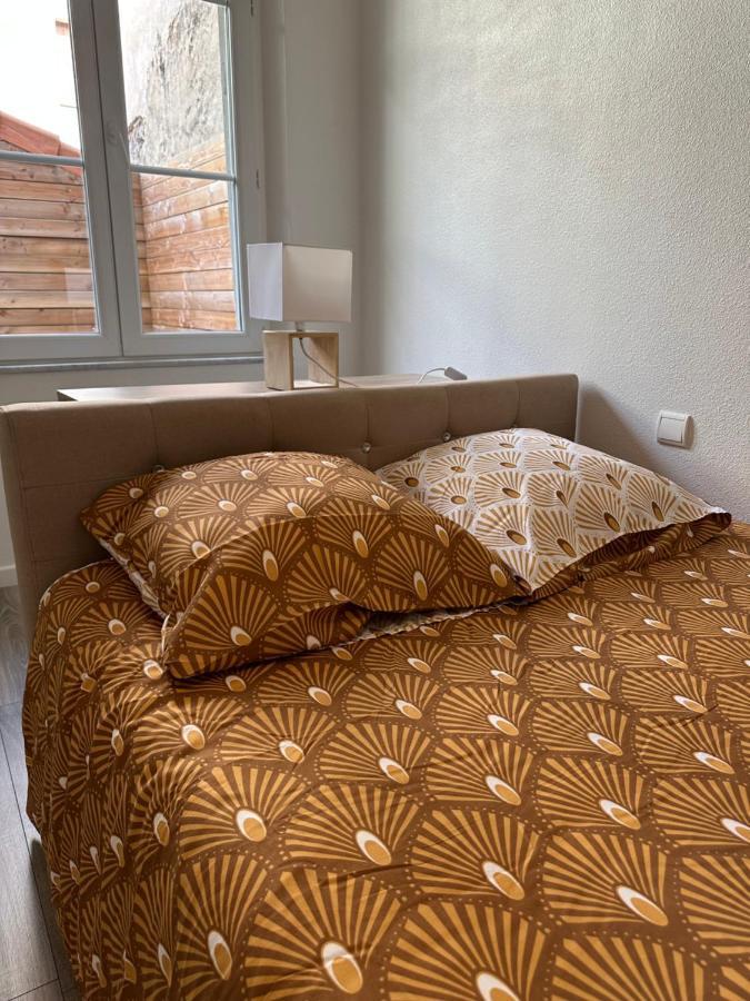 Appartement Avec Terrasse Au Puy Le Puy-en-Velay Exteriör bild