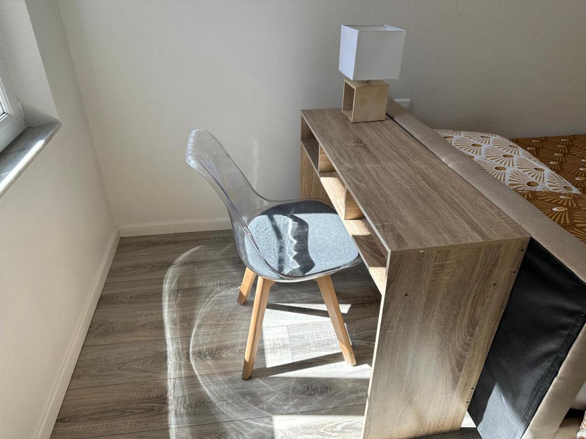Appartement Avec Terrasse Au Puy Le Puy-en-Velay Exteriör bild